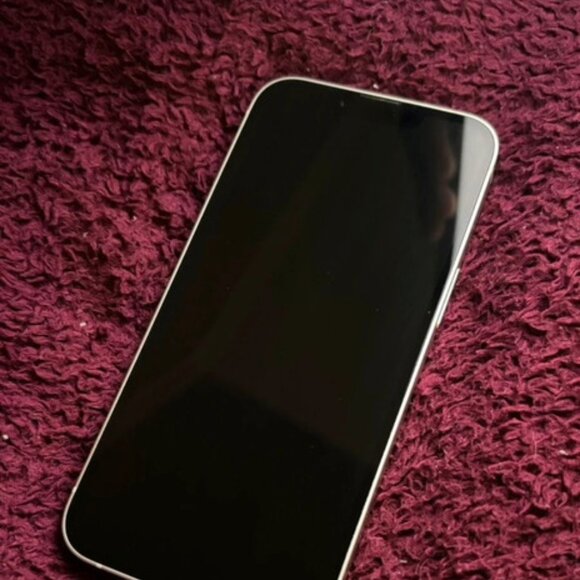 Apple iPhone 14 256g
